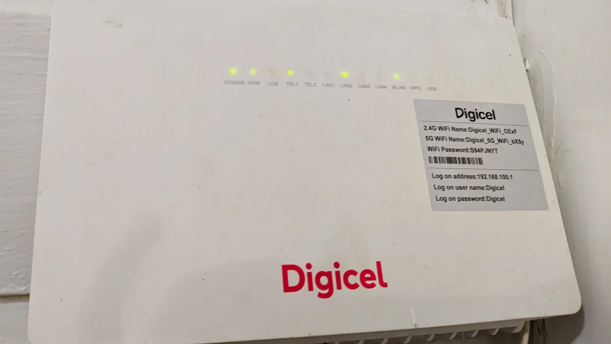 Roteador doméstico responsável pela conexão de rede